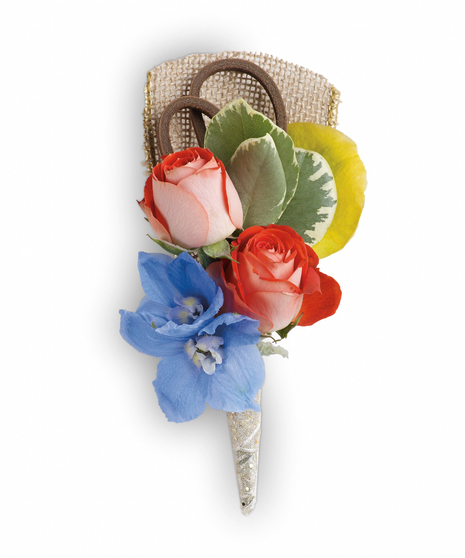 Barefoot Blooms Boutonniere